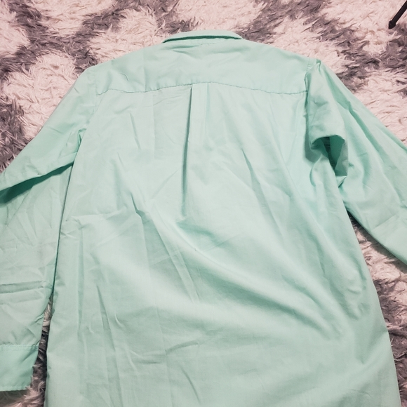 Green button down with tie - Picture 10 of 10